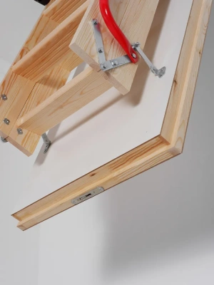 Чердачная лестница Docke Standard Termo 60x120x300 детальное фото