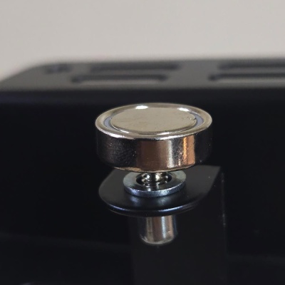 Решетка под плитку с маяком Вентайл Керамо-УВМ 260x260 черная (для вентилятора D150) детальное фото