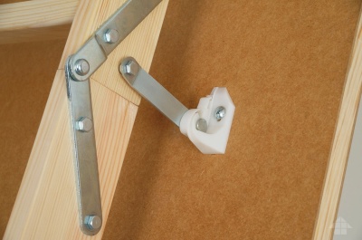 Фото Лестница чердачная Fakro SMART LWS Plus 70x130x305 в интернет-магазине kupiluki.by Фото Лестница чердачная Fakro SMART LWS Plus 70x130x305 в интернет-магазине kupiluki.by