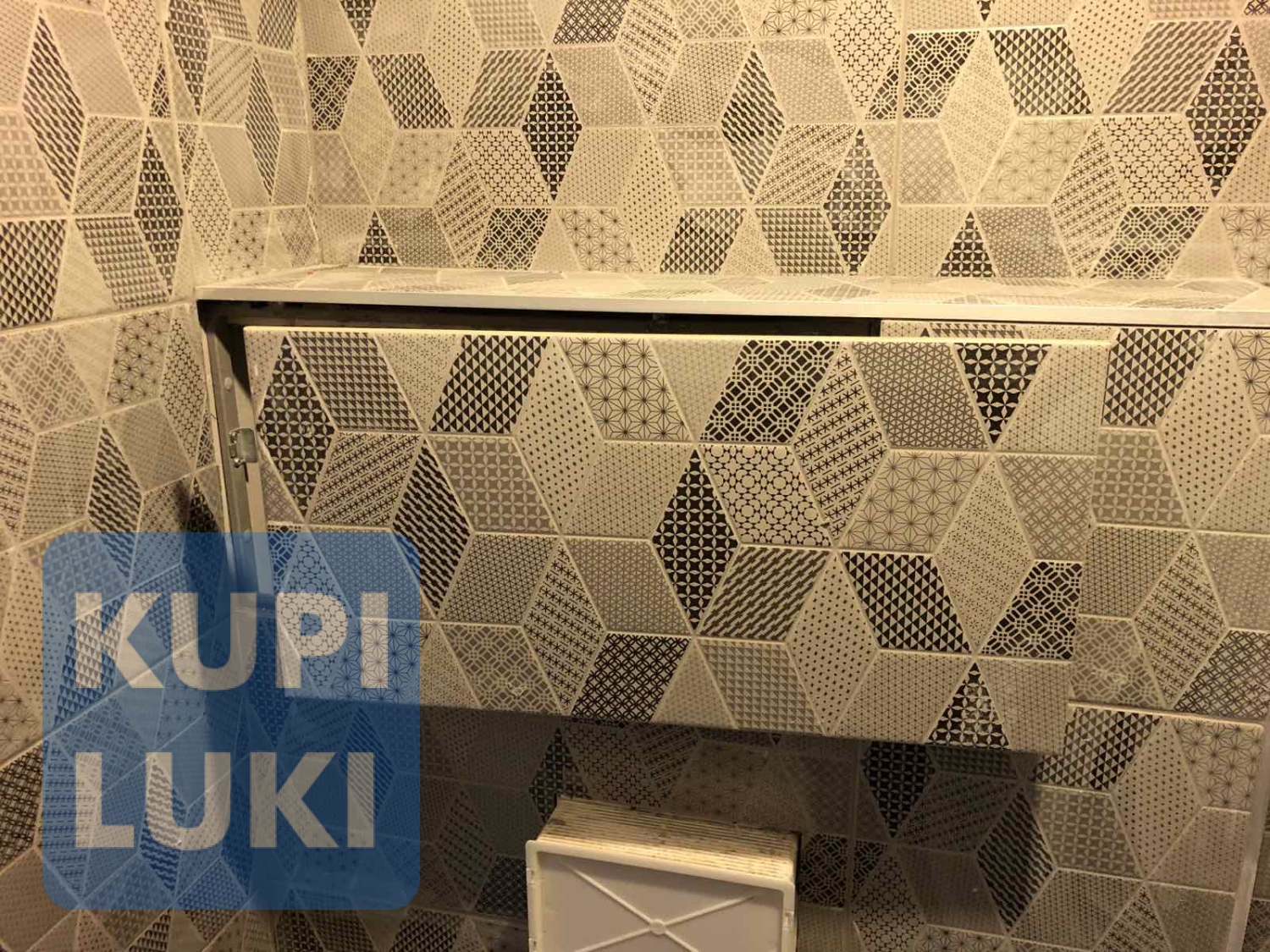 Нажимной стальной люк под плитку с регулировками 60х30