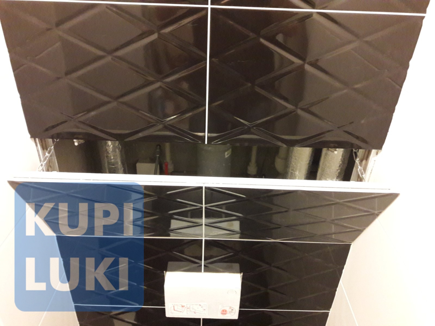 Откидной люк под плитку 70х25 см со съёмной дверцей